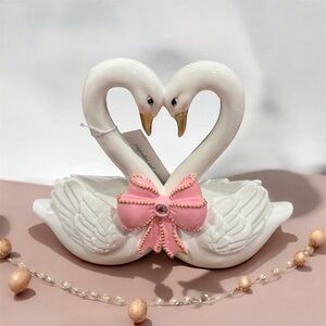Elegant cupcakes and cashmere  Swan Figurine with Pink Bow